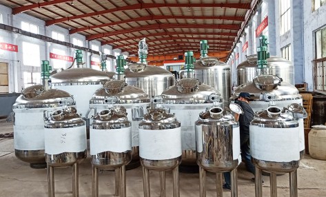 不銹鋼反應釜應當如何清洗?